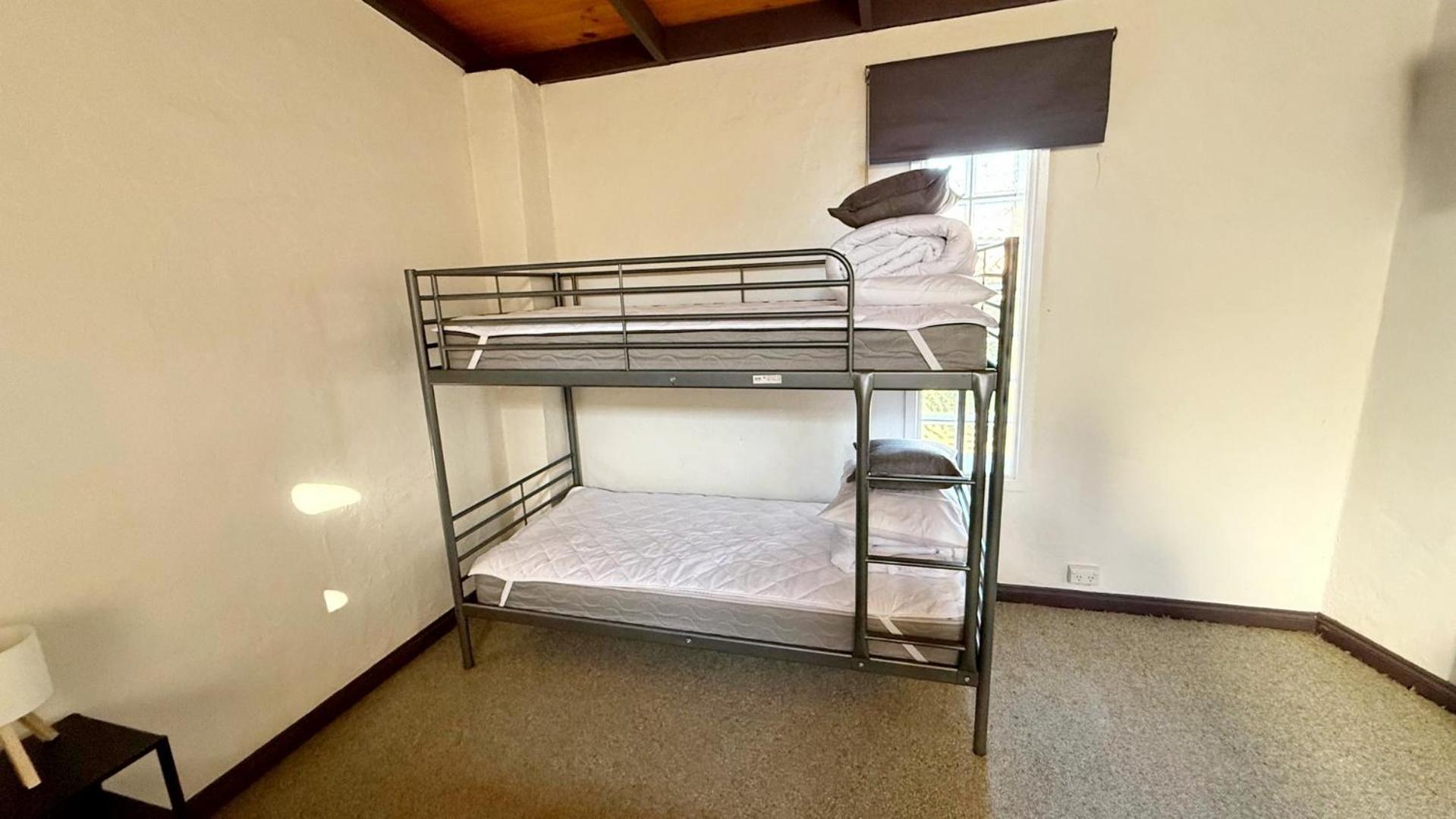 Colonial Bank Motel Omeo Εξωτερικό φωτογραφία